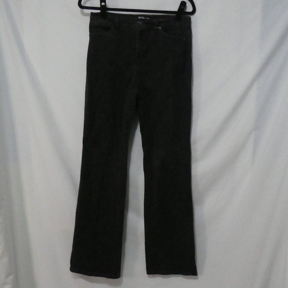 STYLE & CO JEANS - Tummy Control | size 8 | Classic Black Straight Leg Jeans